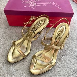 Rosellini vintage strap sandal pumps
